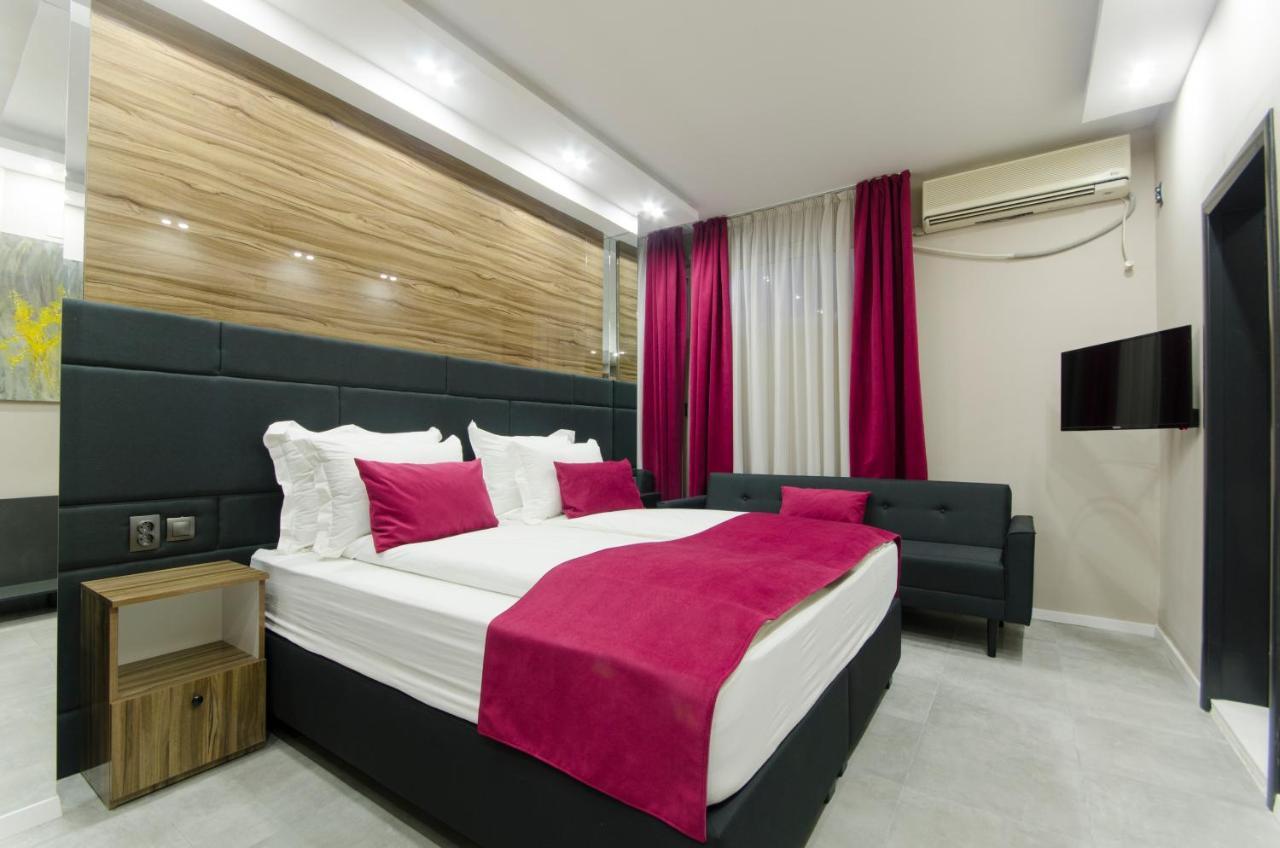 HOTEL (North - from US$ 16 | BOOKED